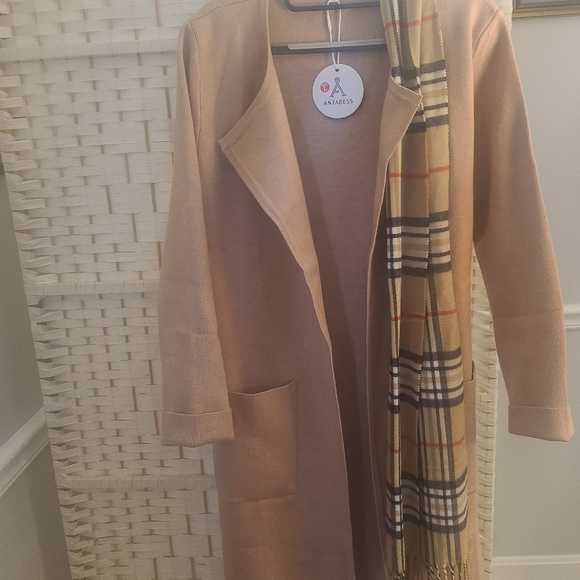 Light dress coat - Picture 2 of 2